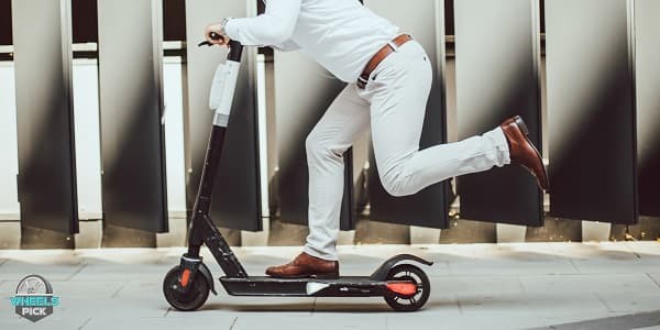 Riding Style of Electric Scooter