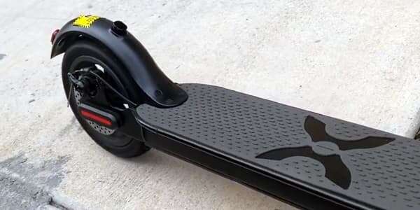 Build-Quality-of-Hover-1-electric-scooters